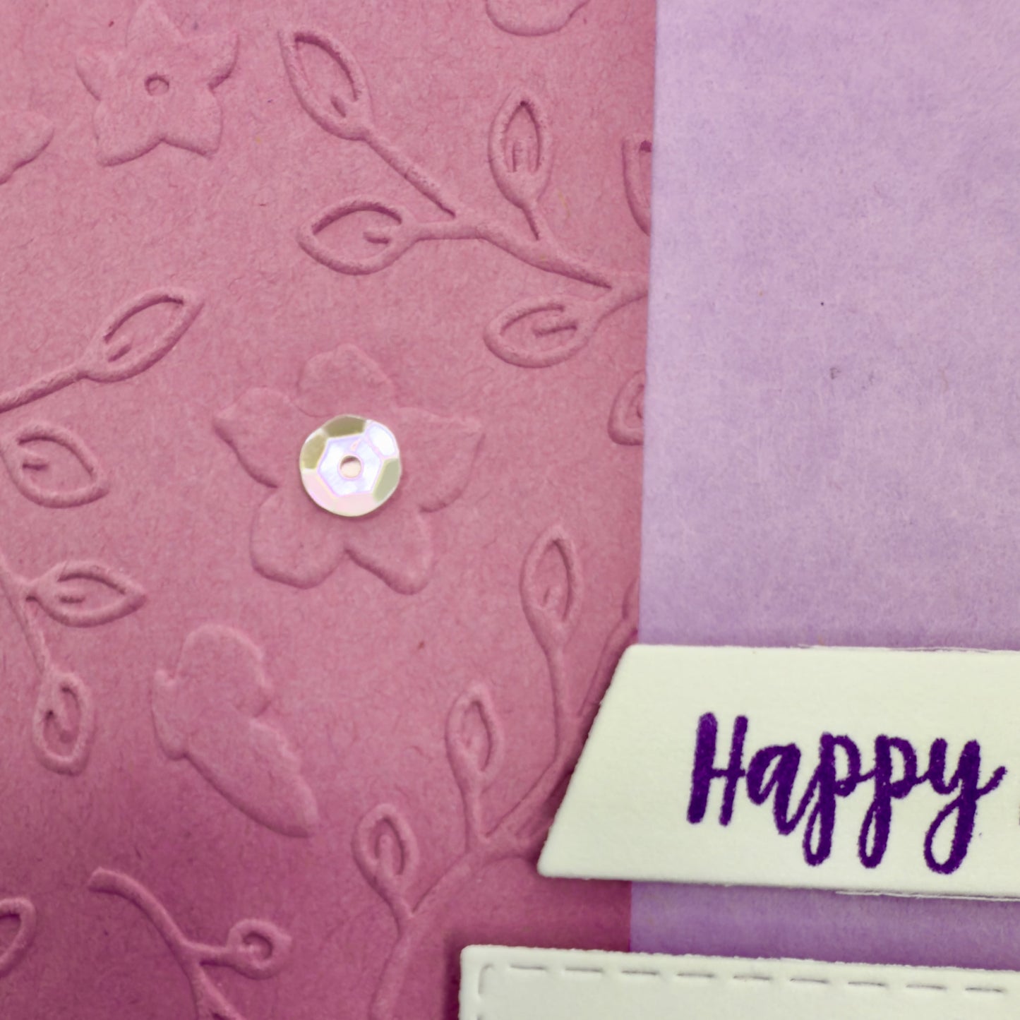 Details of a soft pink greeting card with ‘Happy Mother’s Day’ in elegant script, shown with its matching envelope — a sweet and handcrafted card for Mom.